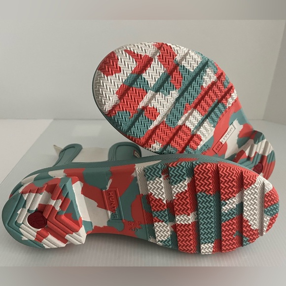 Hunter Chelsea Short Rubber Boots - color Seafoam sz 10 US - Picture 5 of 15